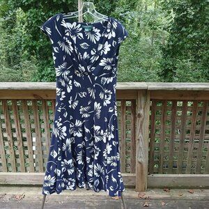 Navy Surplice Neckline White Tropical Floral Design Figure Flattering Dress Sz8